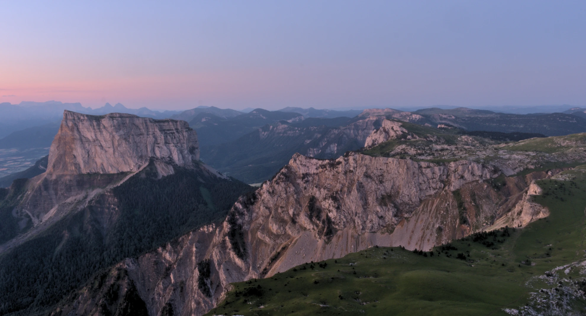 Mont-Aiguille depuis le Grand Veymont